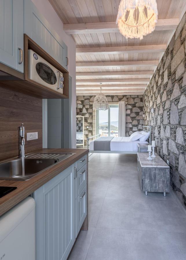 Hilltop Suites Milos Mytakas Eksteriør billede