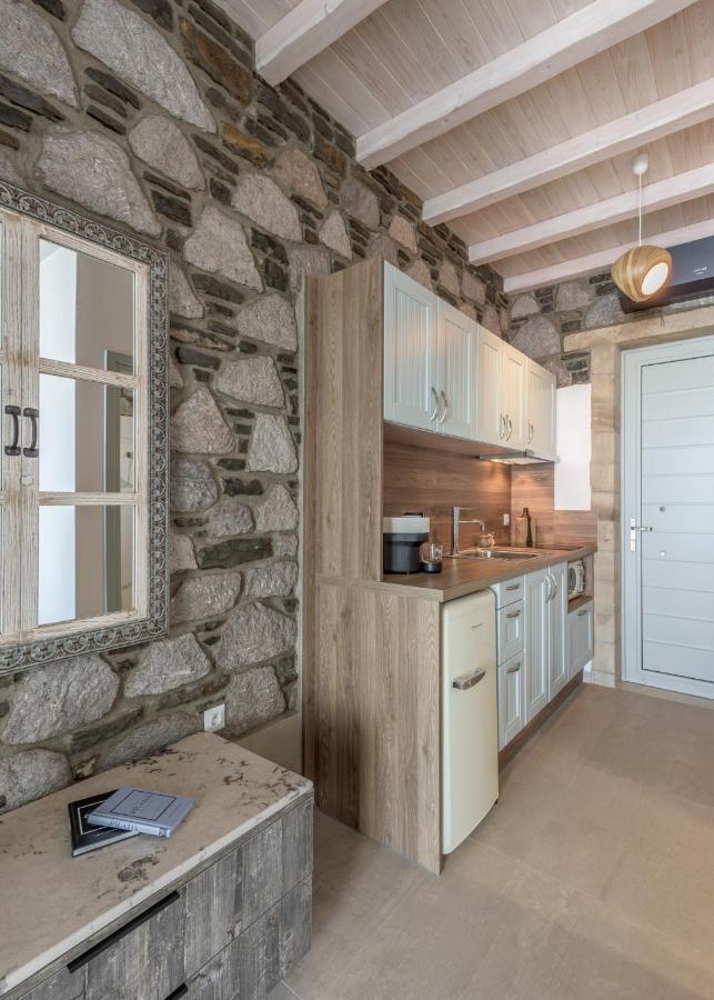 Hilltop Suites Milos Mytakas Eksteriør billede