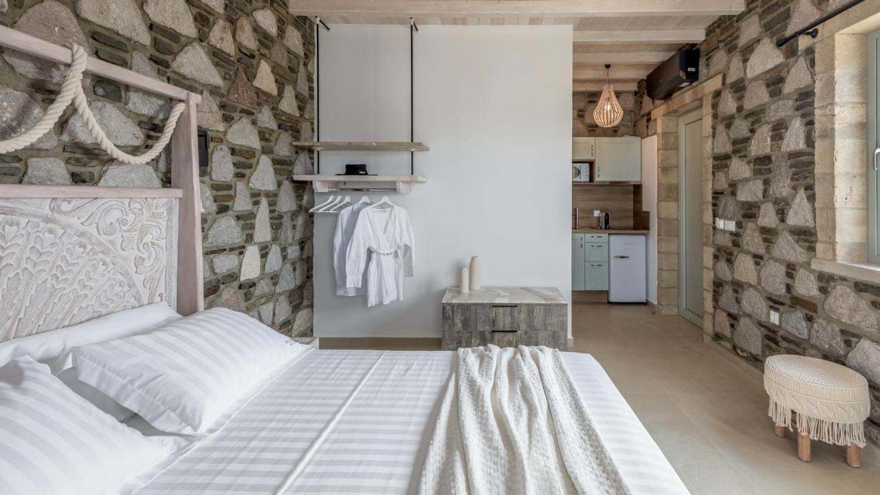 Hilltop Suites Milos Mytakas Eksteriør billede